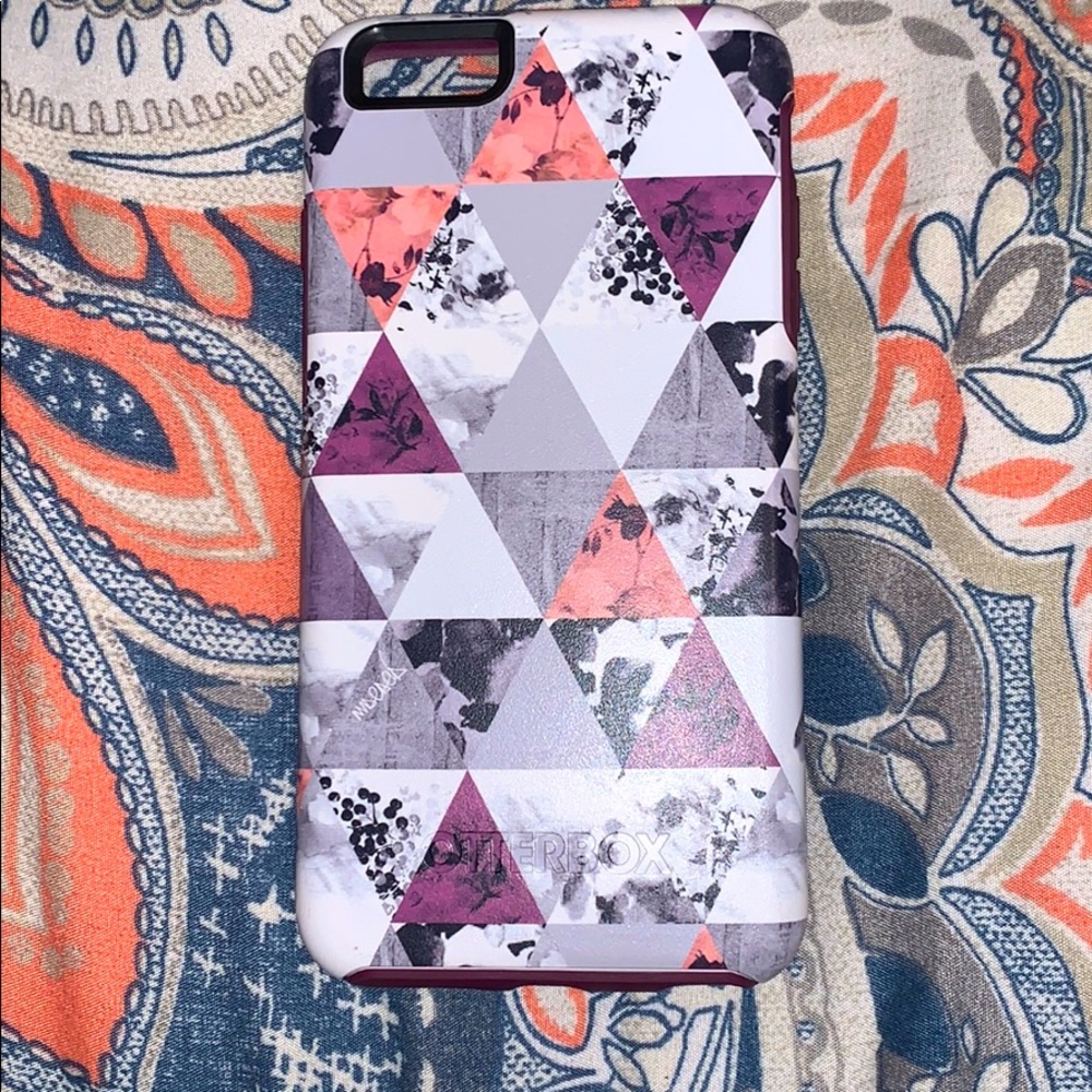 I phone 7 plus otter box phone case
